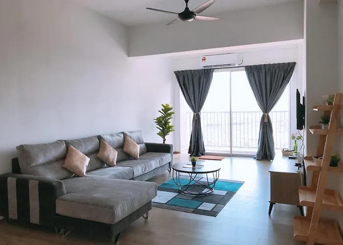 Free Wi-FiTravelers Homestay Sitiawan6~10PaxThe Venus Apartment