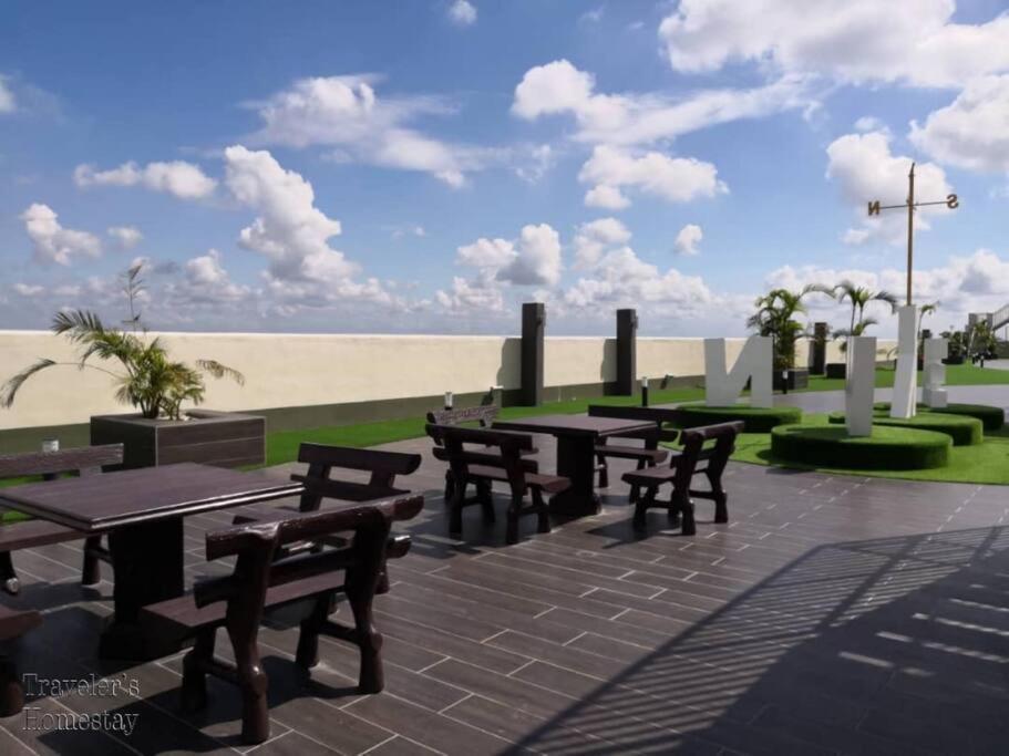 Apartment Free Wi-fitravelers Sitiawan6~10paxthe Venus